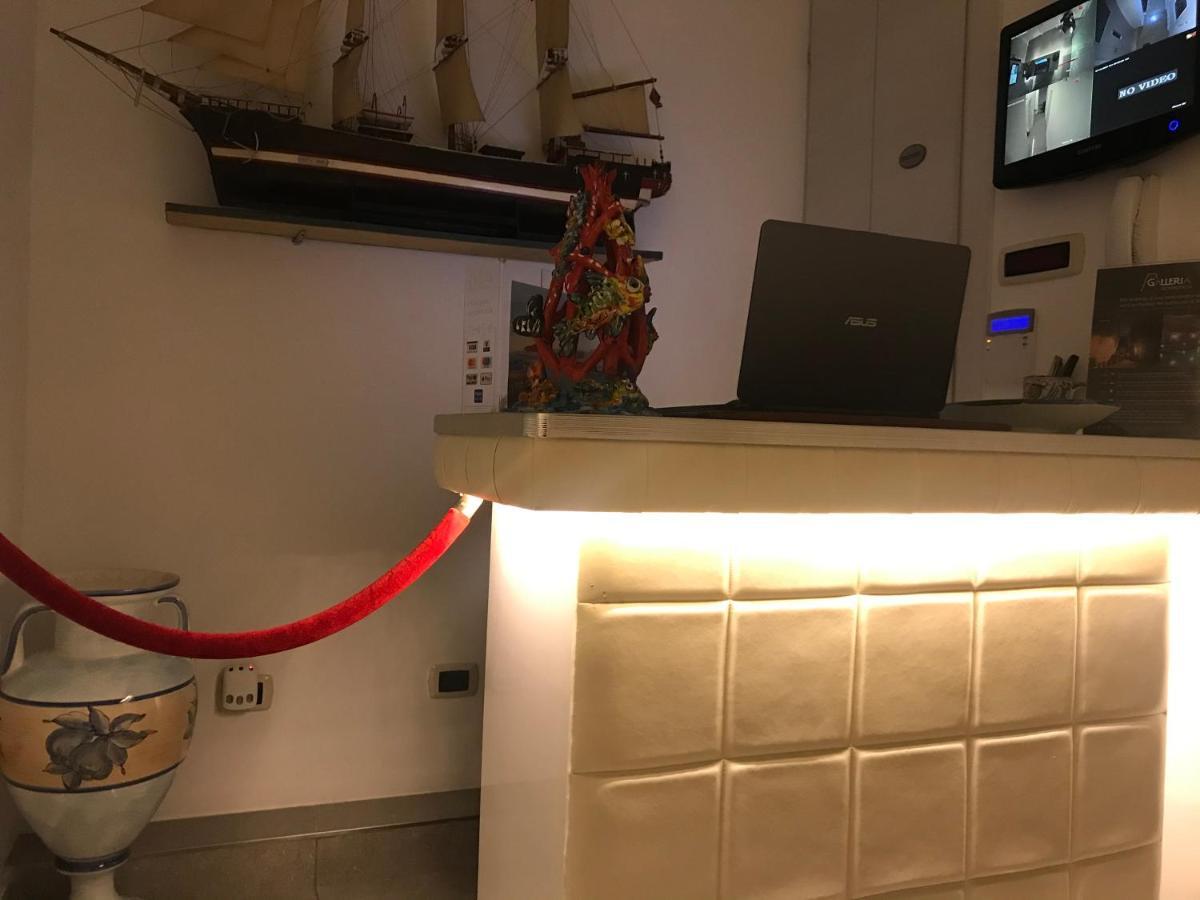 ナポリ Prestige Bed & Breakfast エクステリア 写真